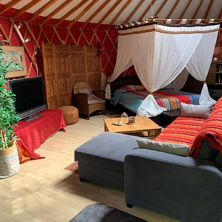 Luxury tent Yourte De Luxe Contemporaine Bonifacio (Corsica)