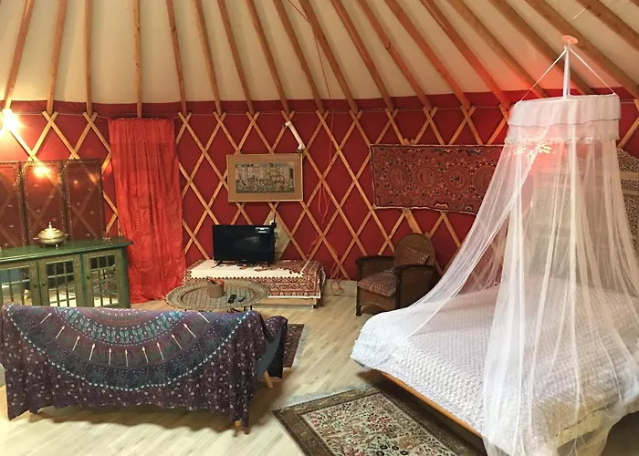 Luxury tent Yourte De Luxe Contemporaine Bonifacio (Corsica)